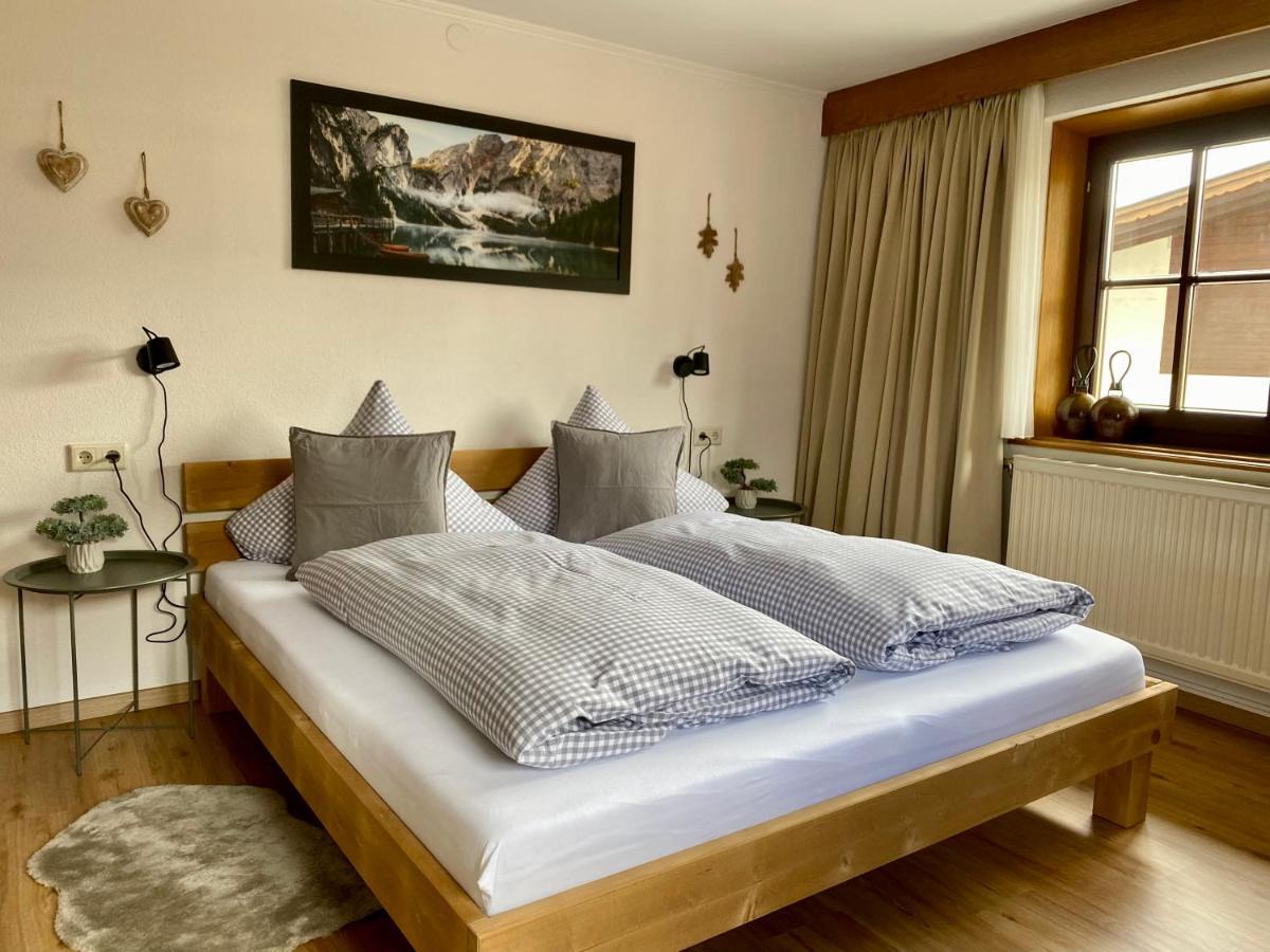 Haus Tirol Ehrwald 호텔 외부 사진