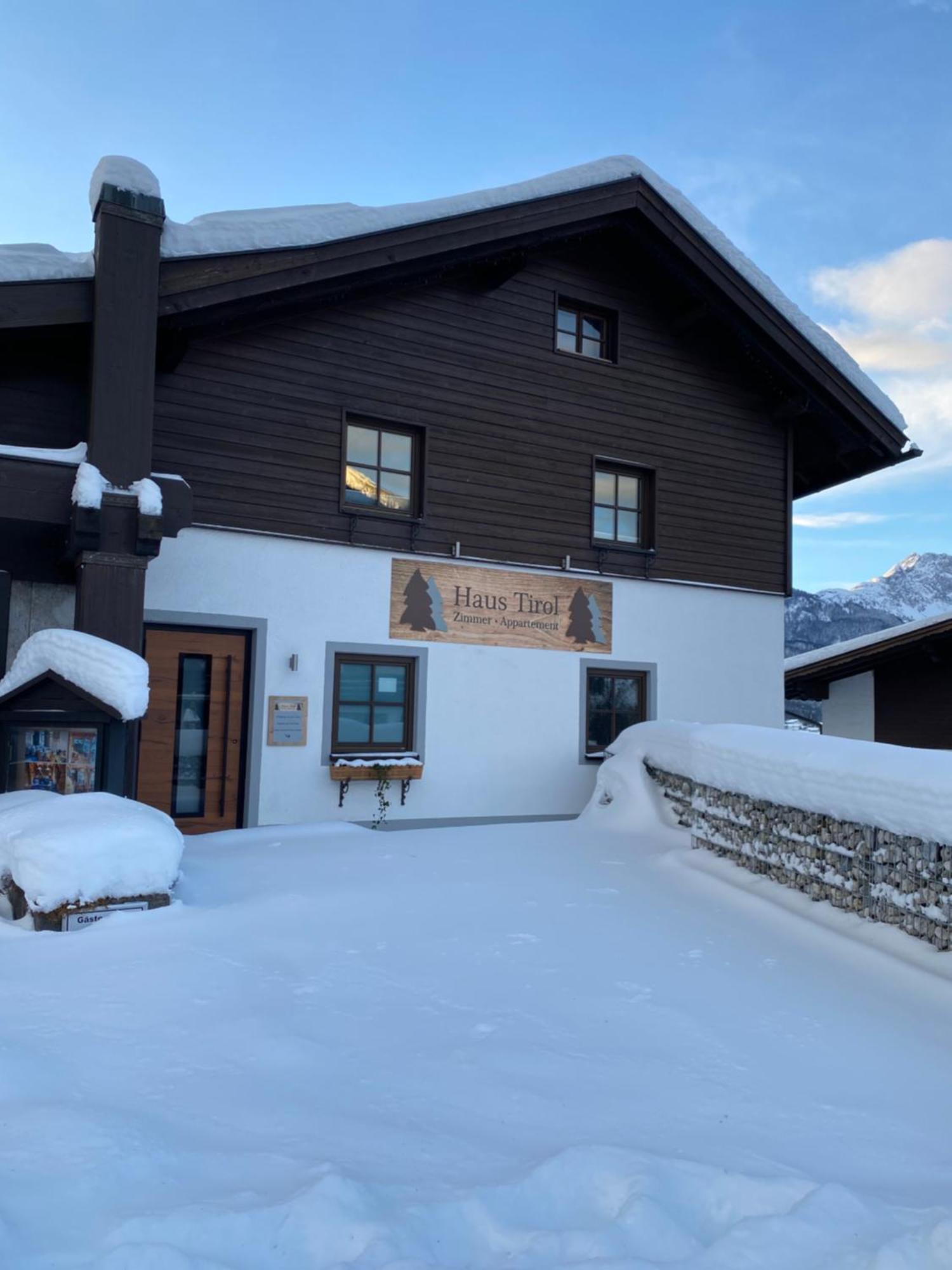 Haus Tirol Ehrwald 호텔 외부 사진