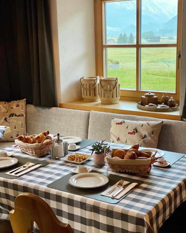 Haus Tirol Ehrwald 호텔 외부 사진