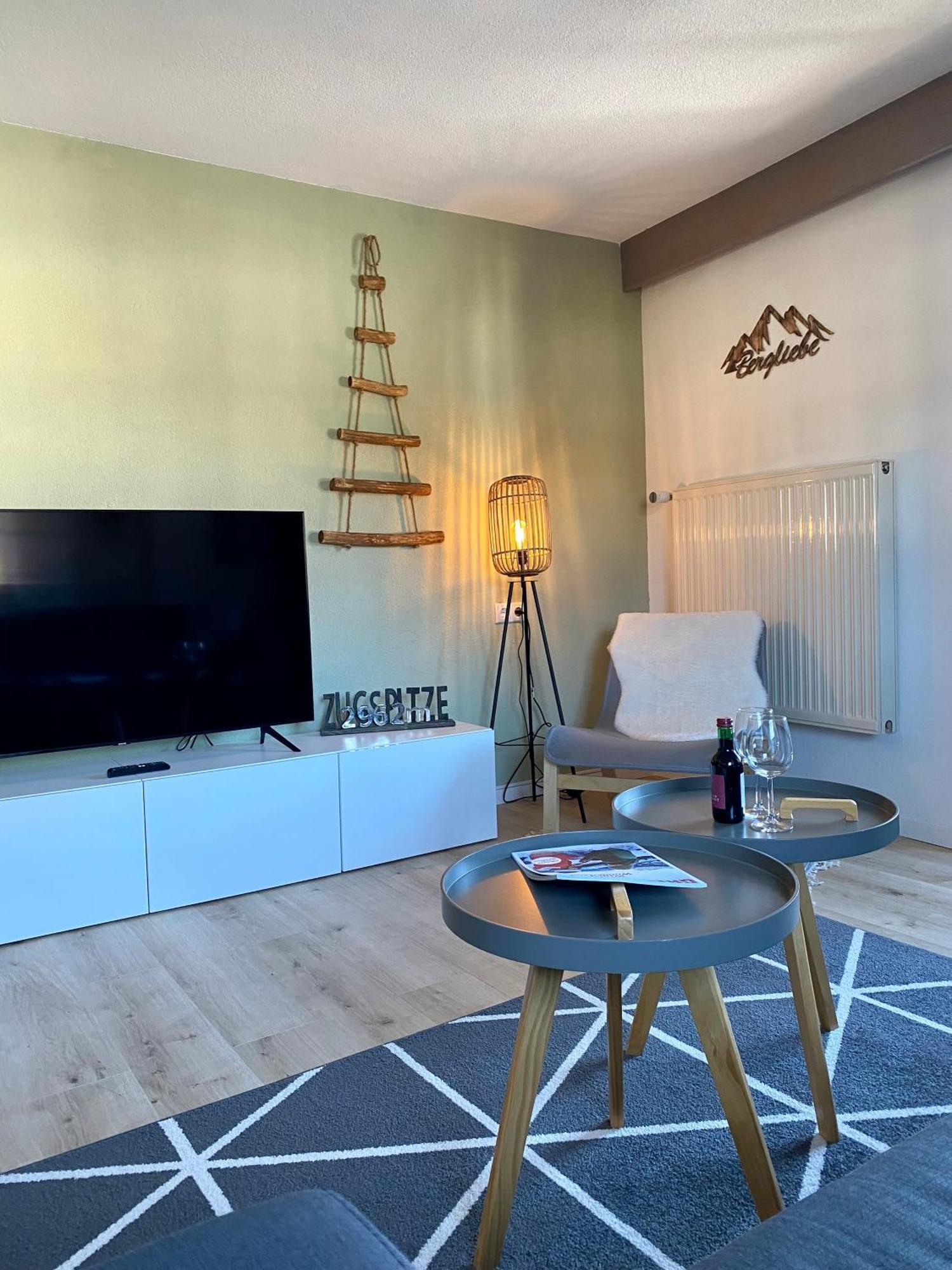 Haus Tirol Ehrwald 호텔 외부 사진